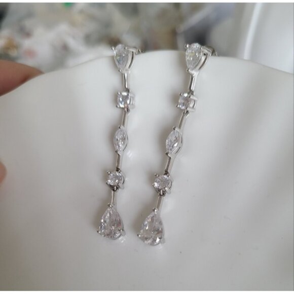 Vintage Sterling Silver Long Drop Crystal Elegant Formal Bridal Earrings - Picture 8 of 16